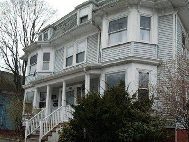 6 bedroom, Lynn MA 01904 105496045