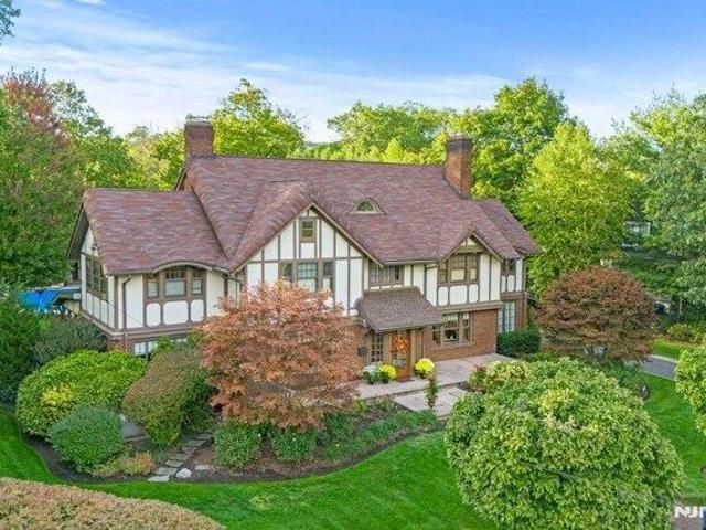 6 bedroom, Montclair NJ 07043 105629140