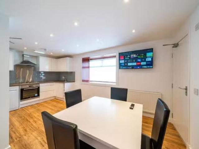 6 bedroom maisonette for rent in East High Street, Forfar, DD8