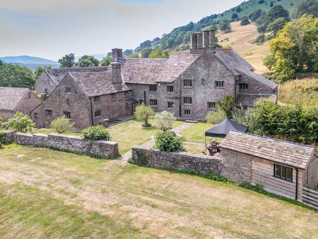 6 bedroom manor house for sale