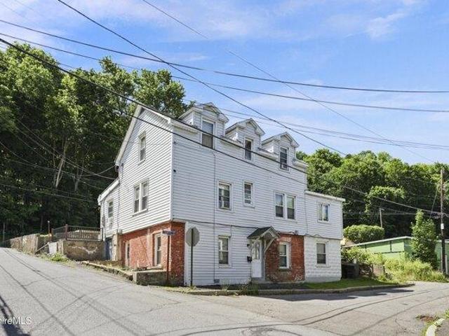 6 bedroom, North Adams MA 01247 104607187