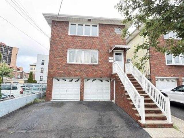 6 bedroom, North Bergen NJ 07047 105550354