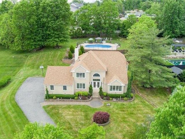 6 bedroom, New City NY 10956 105290835