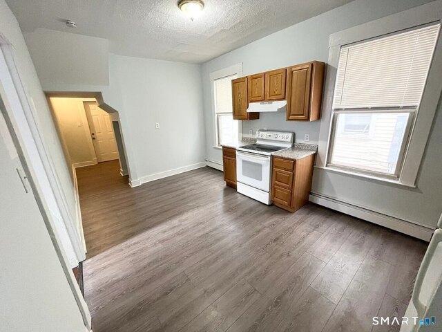 6 bedroom, New Haven CT 06511 104652901