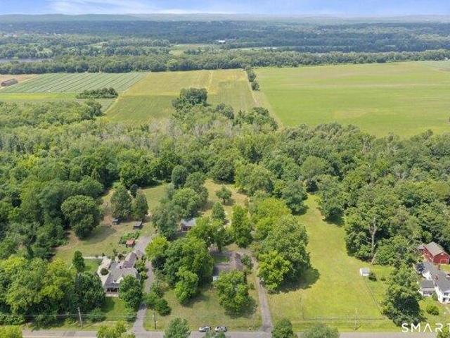 6 bedroom, South Windsor CT 06074 104688661