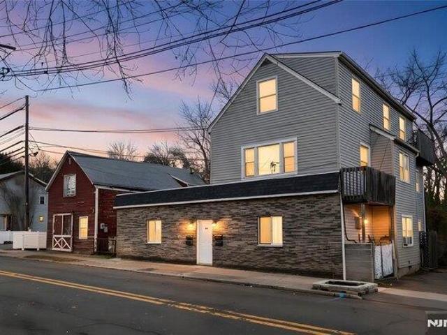 6 bedroom, Saddle Brook NJ 07663 105998542