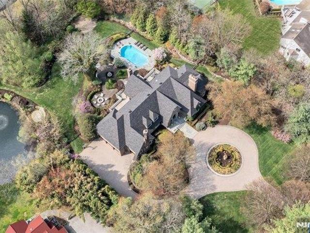 6 bedroom, Saddle River NJ 07458 105278996