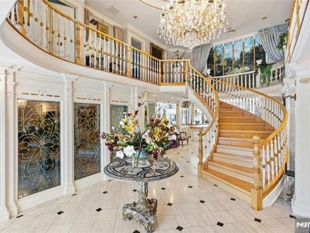 6 bedroom, Saddle River NJ 07458 105279586