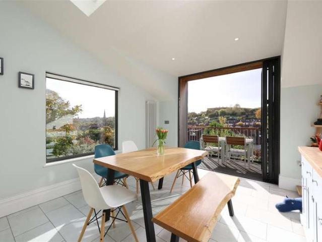 6 Bedroom Semi Detached House