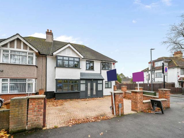 6 Bedroom Semi Detached House