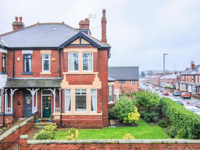 6 Bedroom Semi Detached House