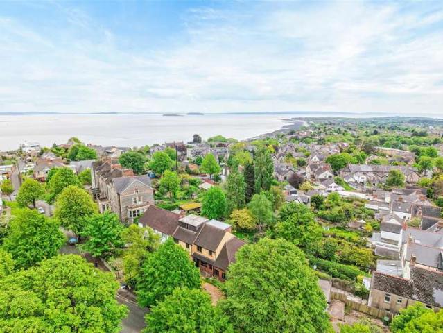 6 Bedroom Semi Detached House