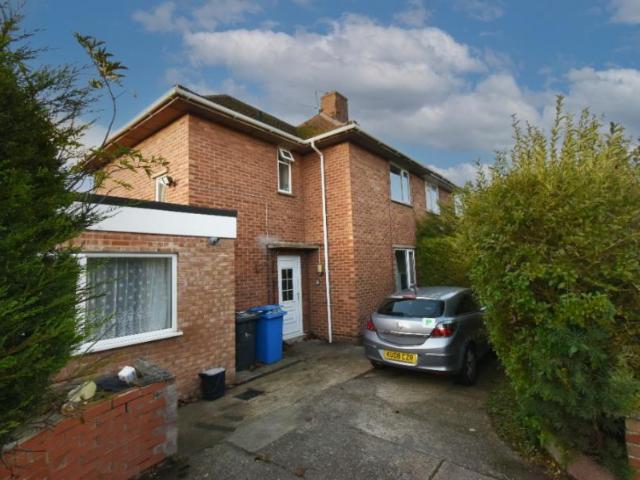 6 bedroom Semi detached house To Let