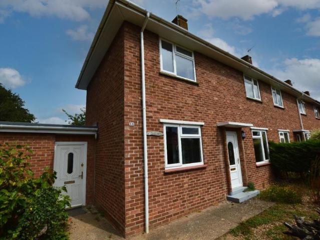 6 bedroom Semi detached house To Let