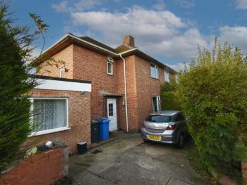 6 bedroom Semi detached house To Let