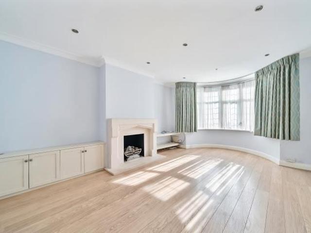 6 bedroom semi detached house to rent