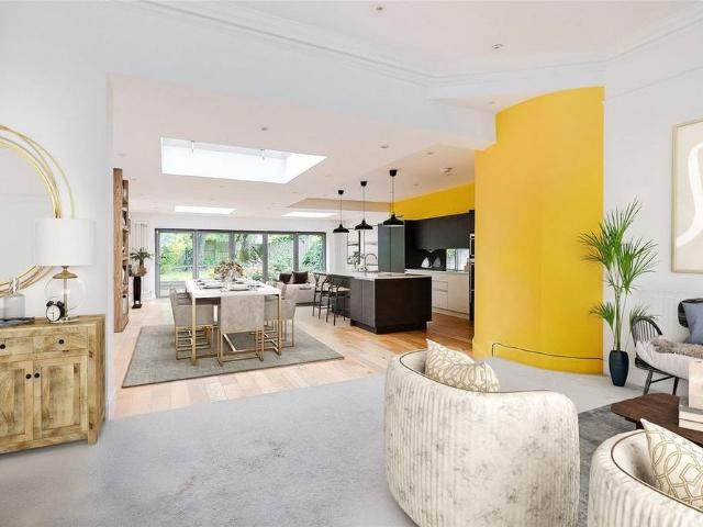 6 bedroom semi detached house to rent