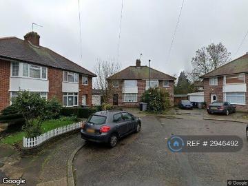 6 bedroom semi detached house to rent