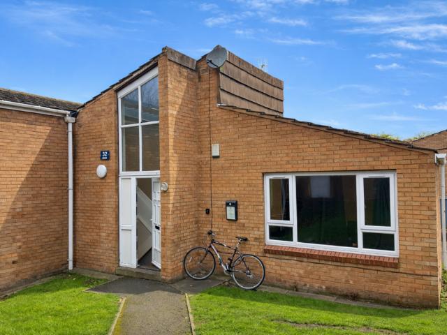 6 bedroom semi detached house for sale