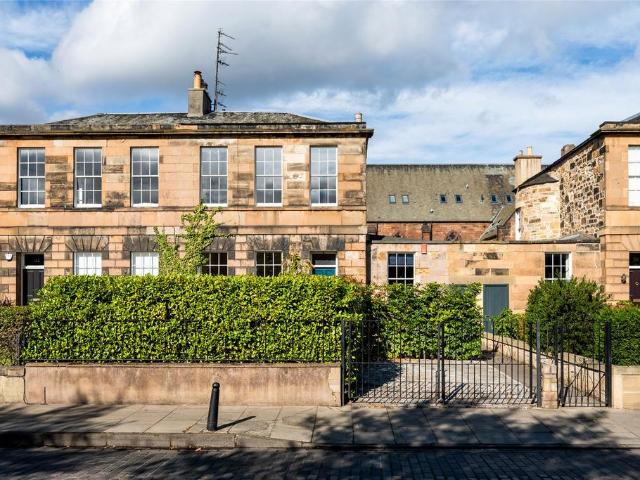6 bedroom semi detached house for sale