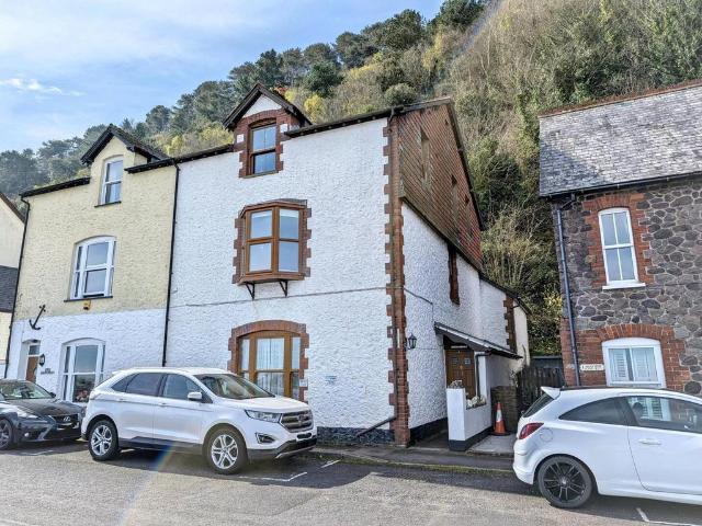 6 bedroom semi detached house for sale