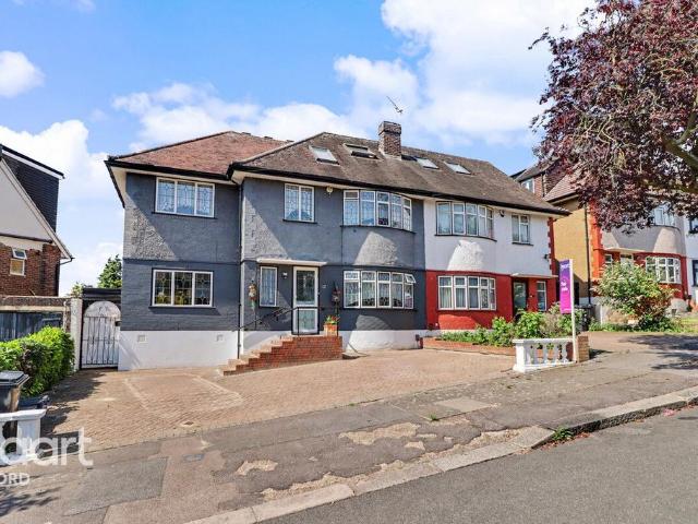 6 bedroom semi detached house for sale