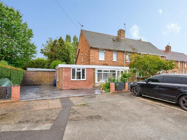 6 bedroom semi detached house for sale