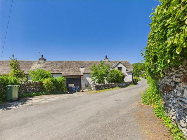 6 bedroom semi detached house for sale