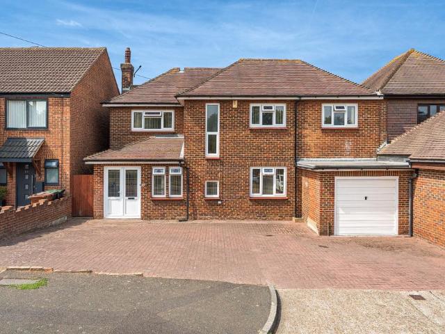 6 bedroom semi detached house for sale