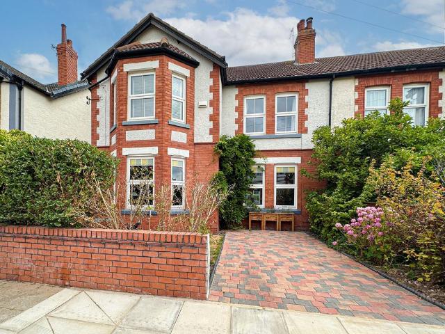 6 bedroom semi detached house for sale
