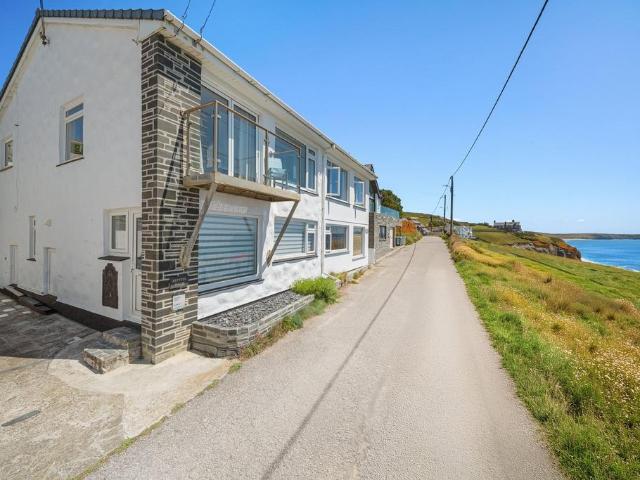 6 bedroom semi detached house for sale