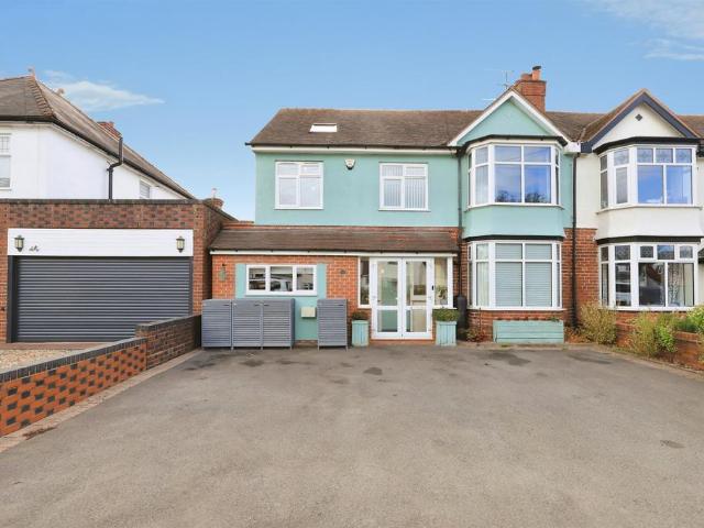 6 bedroom semi detached house for sale