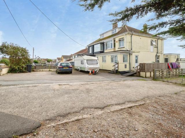 6 bedroom semi detached house for sale