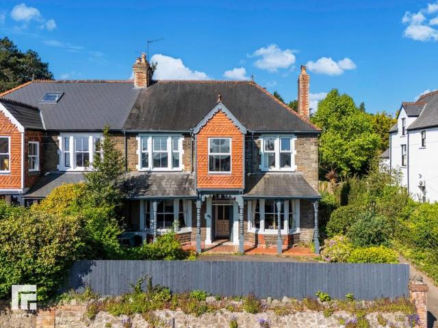 6 bedroom semi detached house for sale