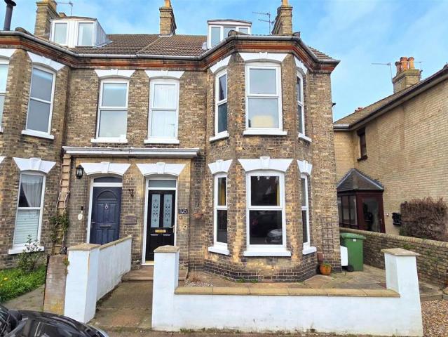 6 bedroom semi detached house for sale