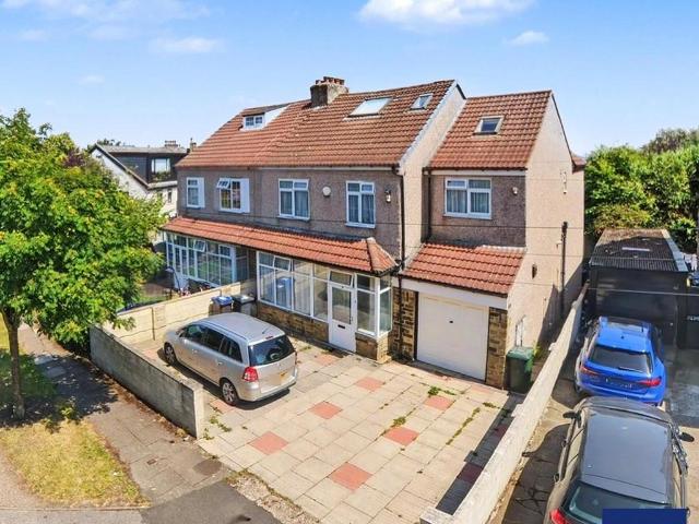 6 bedroom semi detached house for sale