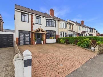 6 bedroom semi detached house for sale