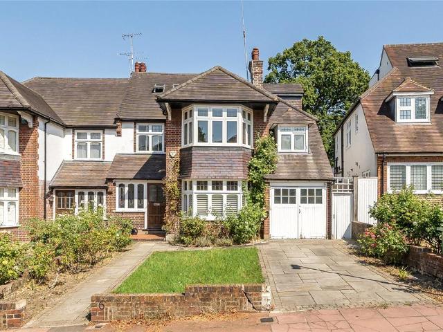 6 bedroom semi detached house for sale