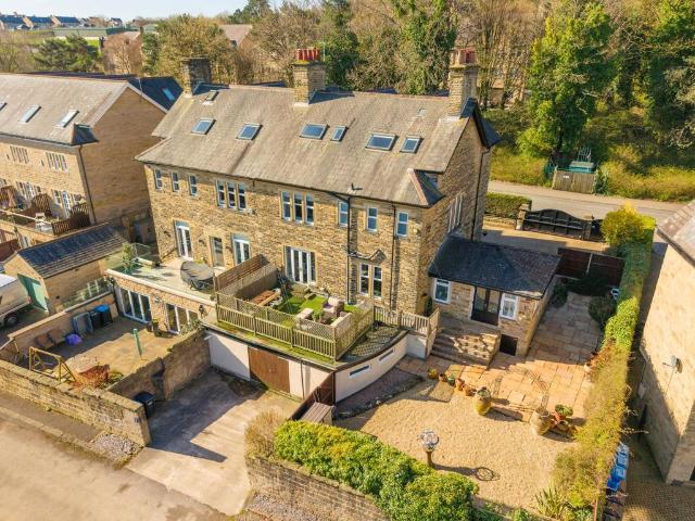 6 bedroom semi detached house for sale