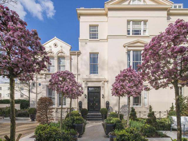 6 bedroom semi detached house for sale