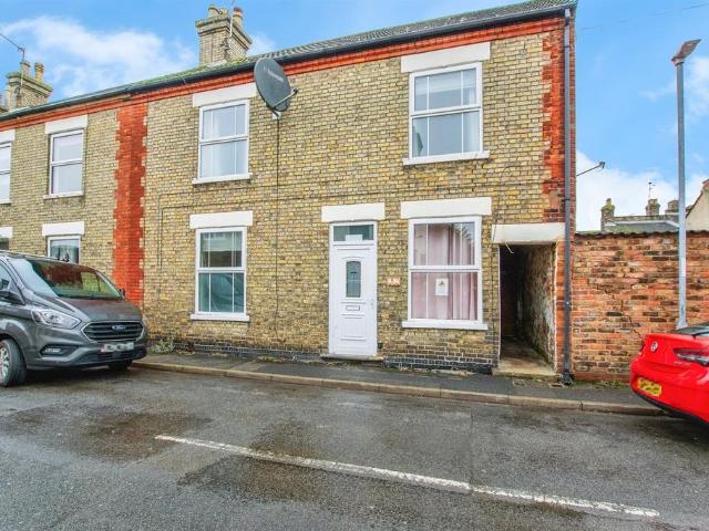 6 bedroom semi detached house for sale