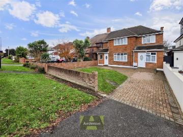 6 bedroom semi detached house for sale