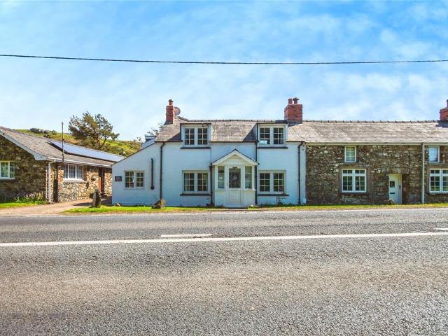 6 bedroom semi detached house for sale