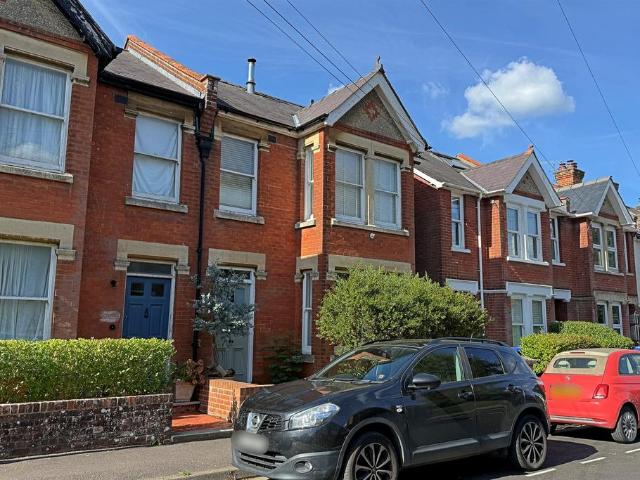 5 bedroom semi detached house for sale