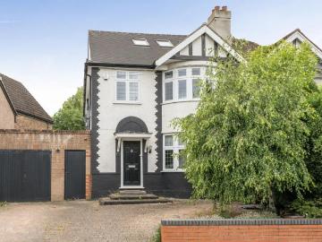 6 bedroom semi detached house for sale