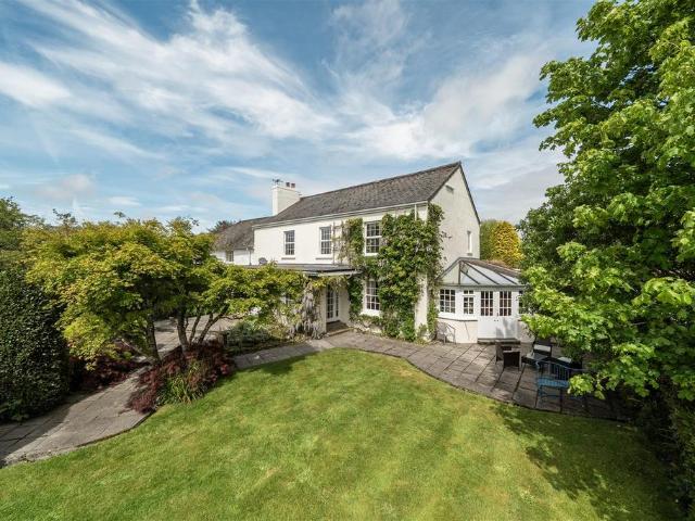 7 bedroom semi detached house for sale