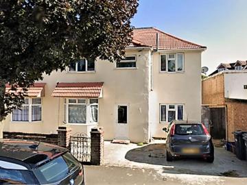 6 bedroom semi detached house for sale