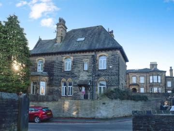 6 bedroom semi detached house for sale