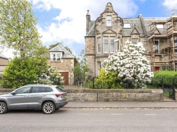 6 bedroom semi detached house for sale