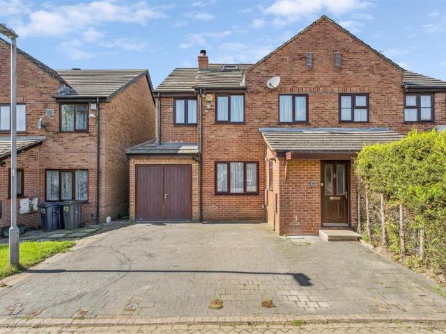 6 bedroom semi detached house for sale